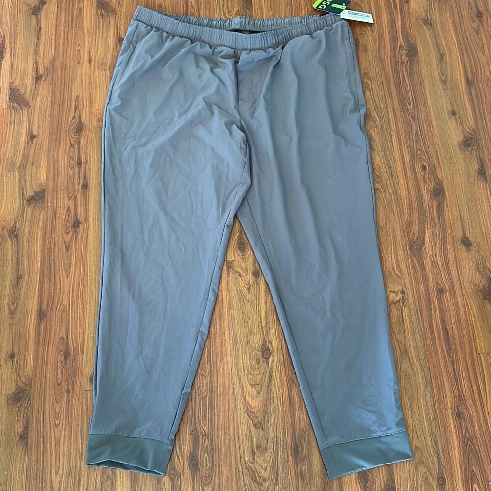 NWT DSG Dick's Sporting Goods lightweight track pants training pants Gray moistu